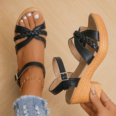 Helen | Stylish Sandals with Woven Strap